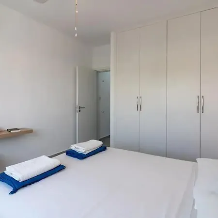 Harbour 1 Bedroom Steps From And Nightlife 아파트 *