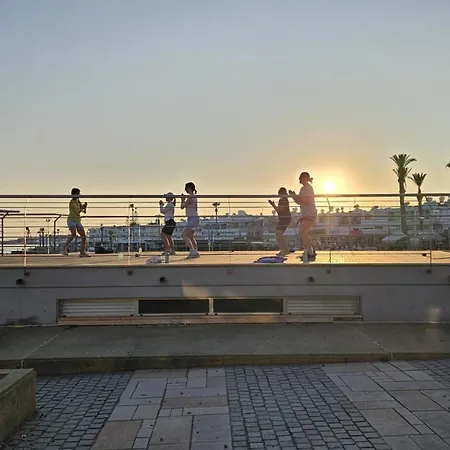 公寓 Harbour 1 Bedroom Steps From And Nightlife Paphos