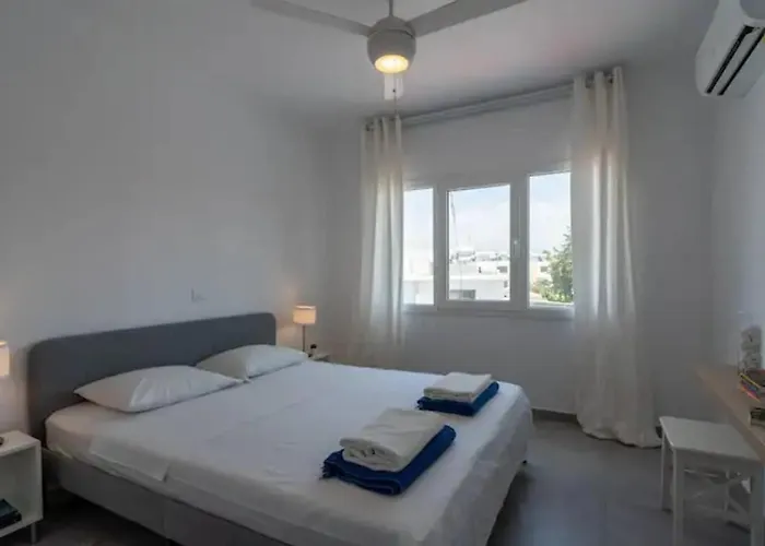 Harbour 1 Bedroom Steps From And Nightlife شقة *